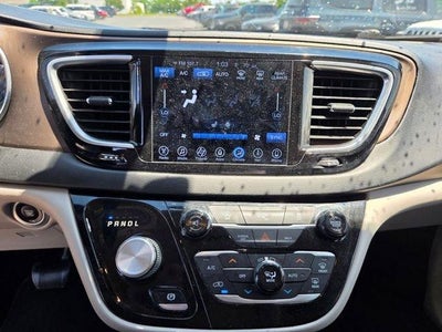 2017 Chrysler Pacifica Touring-L Plus FWD