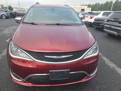 2018 Chrysler Pacifica Limited FWD