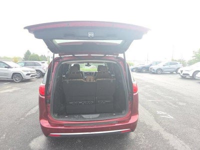 2018 Chrysler Pacifica Limited FWD