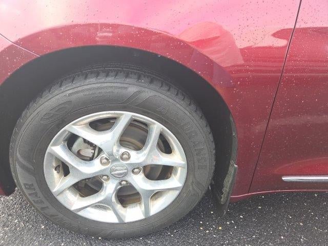 2018 Chrysler Pacifica Limited FWD