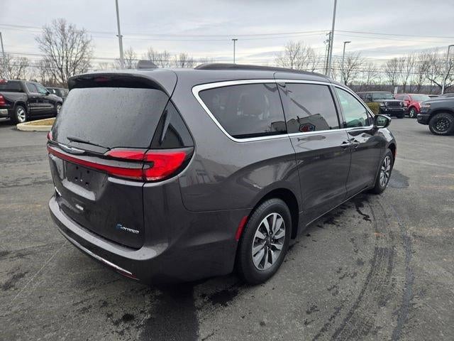 2021 Chrysler Pacifica Hybrid Touring FWD