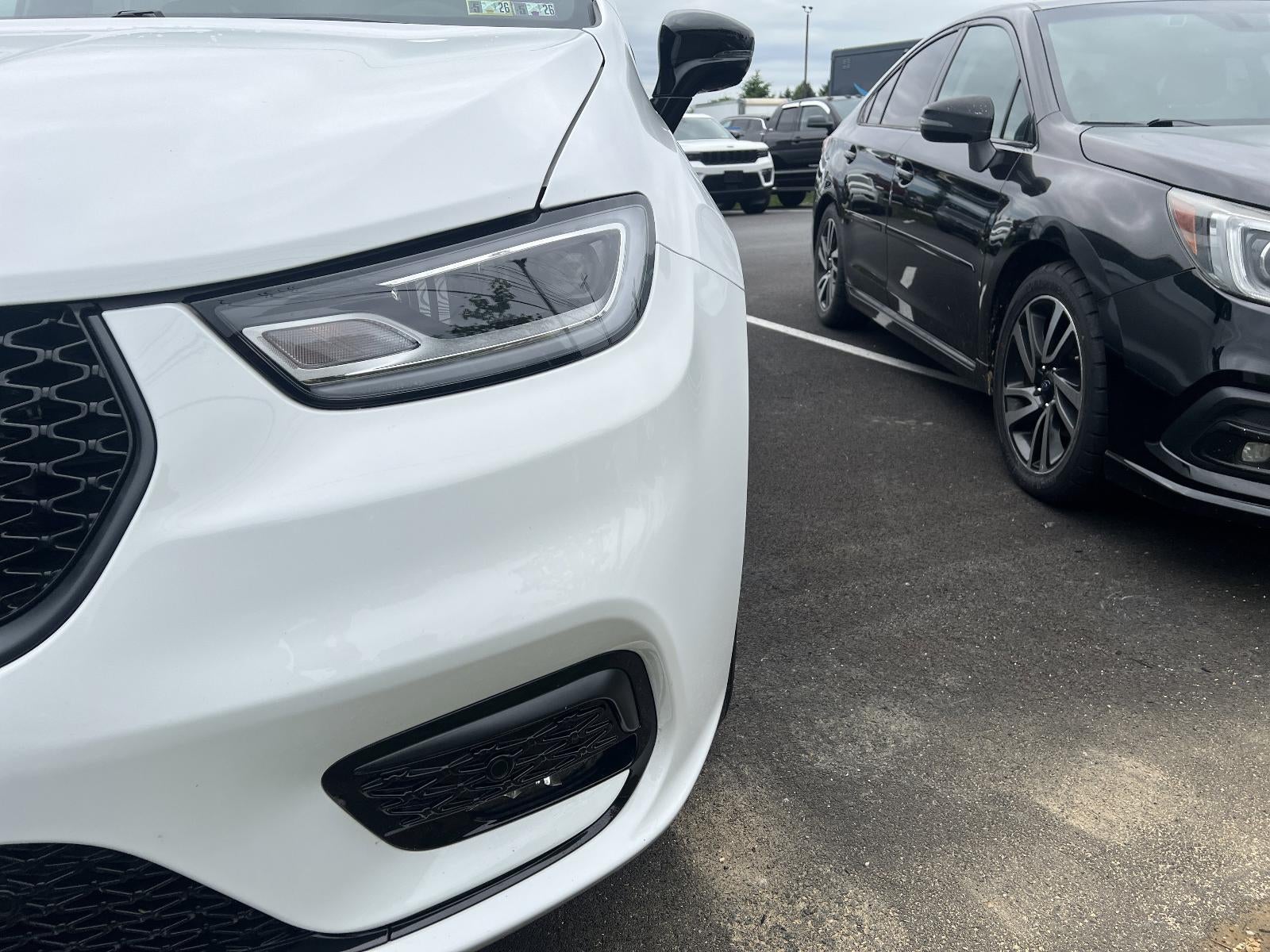 2025 Chrysler Pacifica Hybrid Premium S Appearance Pkg FWD
