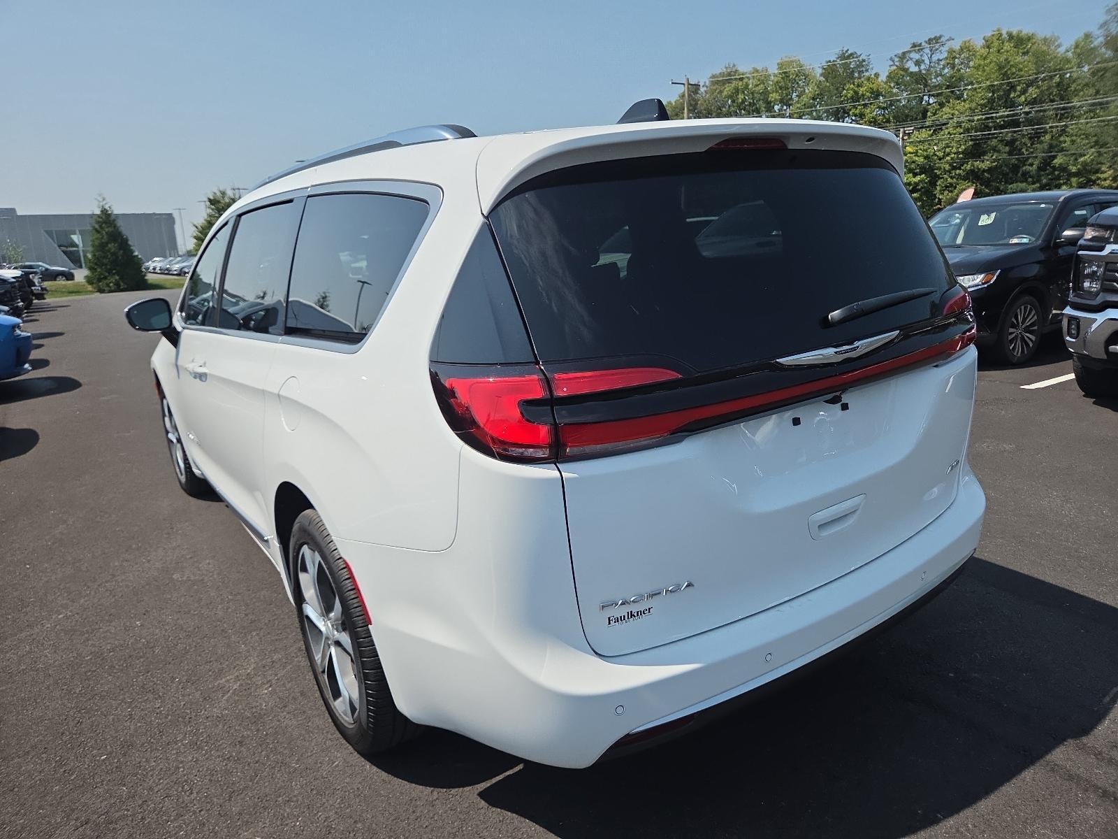 2026 Chrysler Pacifica Pinnacle AWD