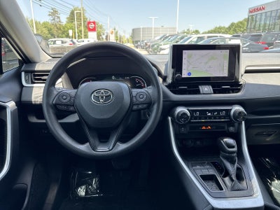 2024 Toyota RAV4 XLE FWD (GS)