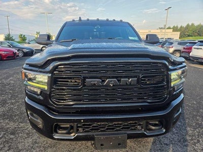 2021 RAM 3500 Limited 4x4 Mega Cab 6'4" Box