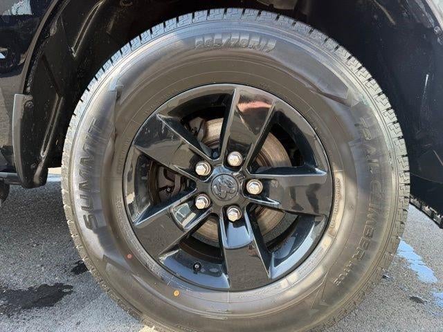 2021 RAM 1500 Classic Tradesman 4x4 Crew Cab 5'7" Box