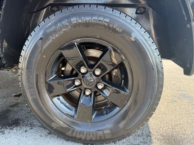 2021 RAM 1500 Classic Tradesman 4x4 Crew Cab 5'7" Box