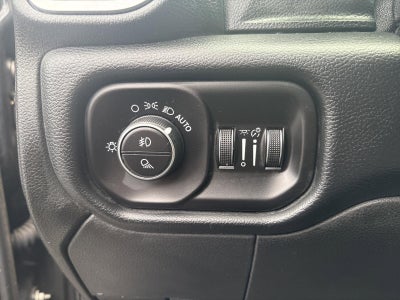 2020 RAM 2500 Big Horn 4x4 Crew Cab 6'4" Box