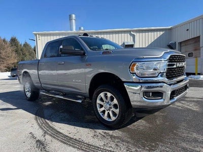 2022 RAM 2500 Big Horn 4x4 Crew Cab 6'4" Box