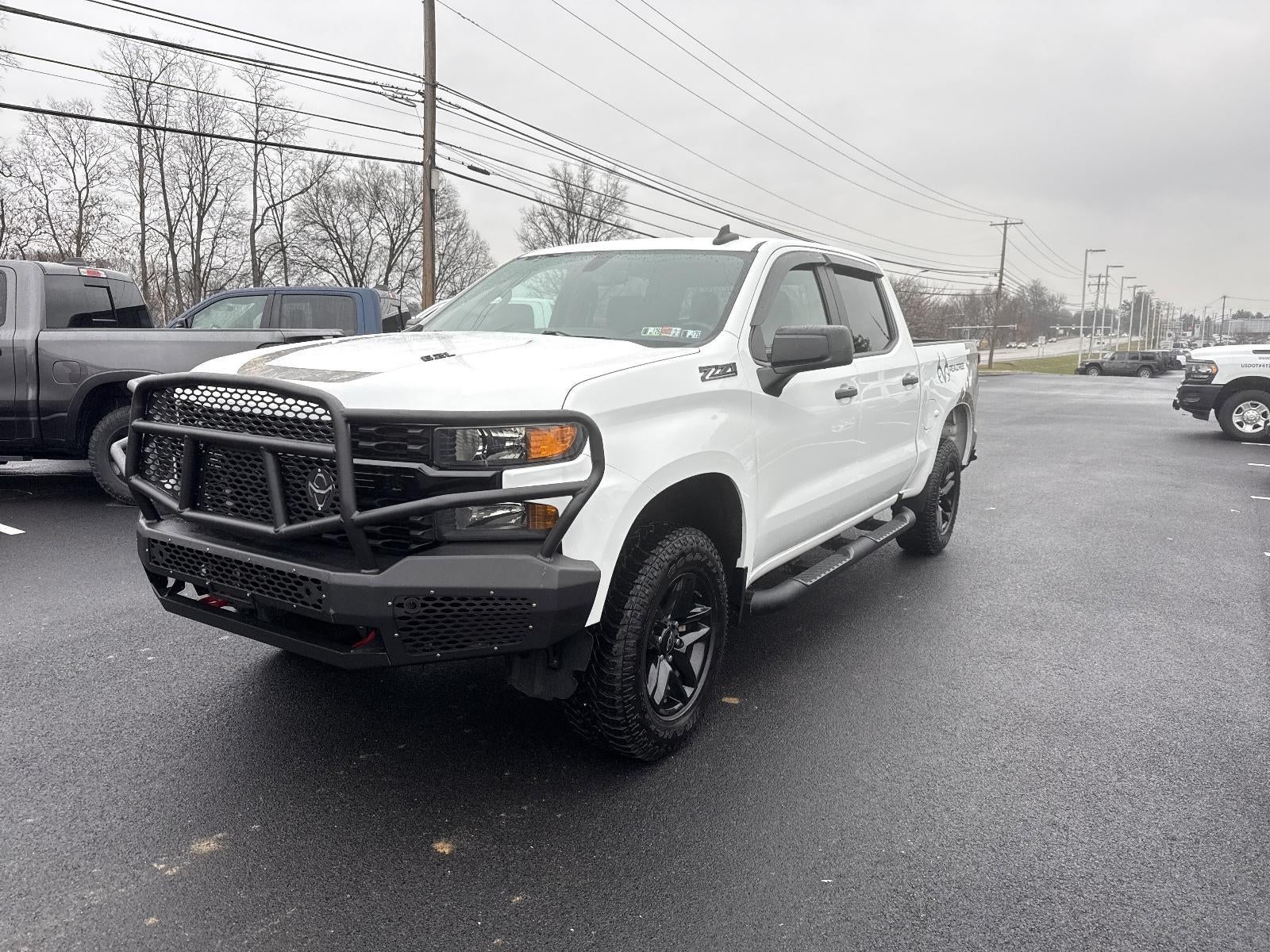 2021 Chevrolet Silverado 1500 Crew Cab Short Box 4-Wheel Drive Custom Trail Boss