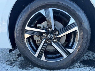 2024 Nissan Sentra SV CVT