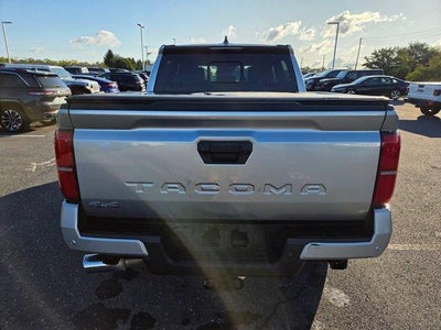 2024 Toyota Tacoma 4WD 4WD SR5 Double Cab 5' Bed AT (GS)