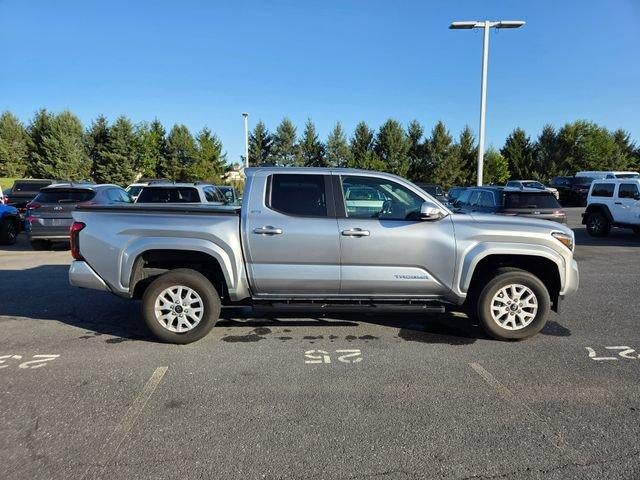 2024 Toyota Tacoma 4WD 4WD SR5 Double Cab 5' Bed AT (GS)