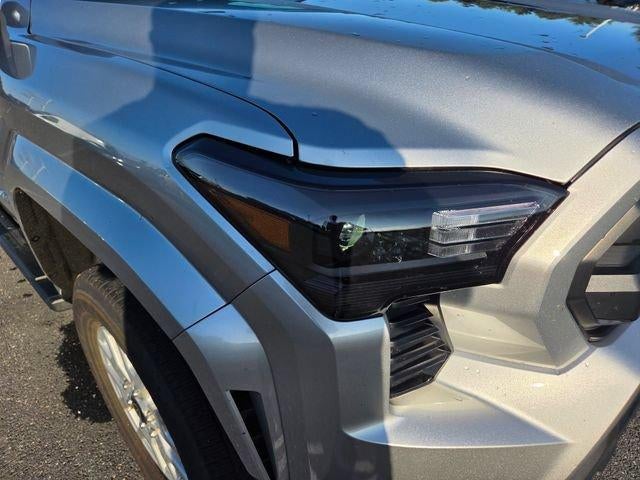 2024 Toyota Tacoma 4WD 4WD SR5 Double Cab 5' Bed AT (GS)