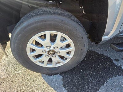 2024 Toyota Tacoma 4WD 4WD SR5 Double Cab 5' Bed AT (GS)