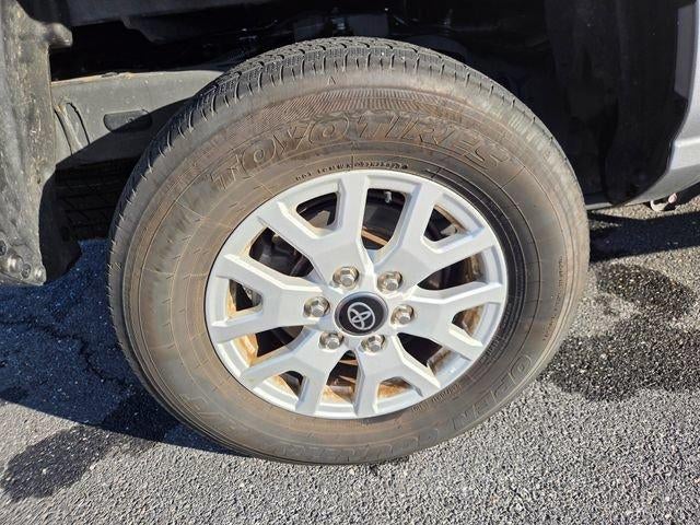 2024 Toyota Tacoma 4WD 4WD SR5 Double Cab 5' Bed AT (GS)
