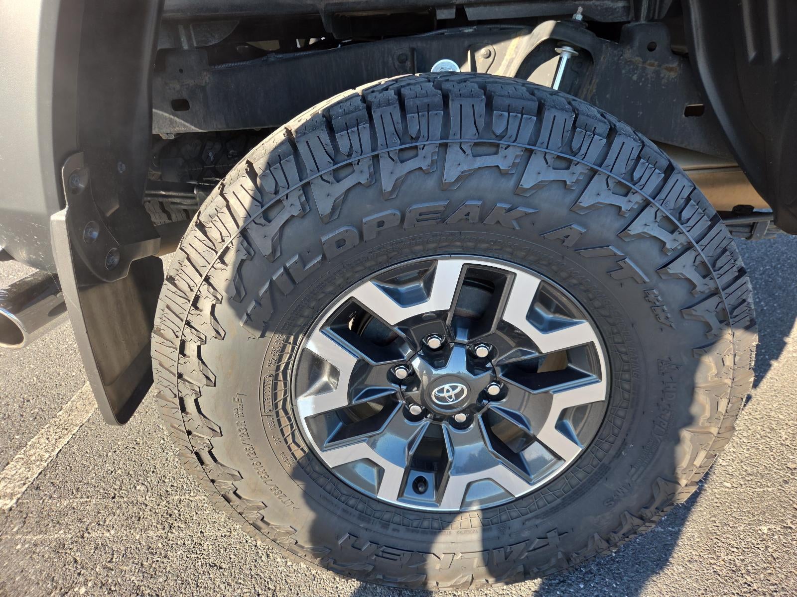 2021 Toyota Tacoma 4WD 4WD TRD Off Road Double Cab 5' Bed V6 AT (Natl)