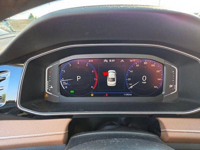 2025 Volkswagen Jetta SEL Auto