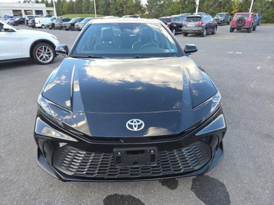 2025 Toyota Camry SE (SE)