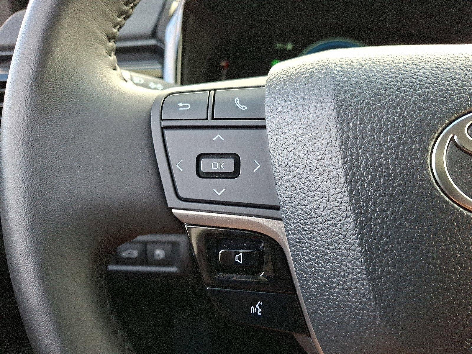 2025 Toyota Camry LE AWD (Natl)