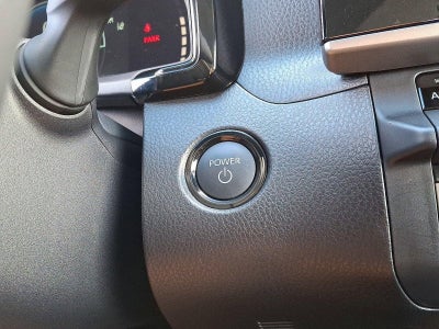 2025 Toyota Camry LE AWD (Natl)