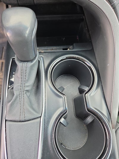 2020 Toyota Camry SE Auto (SE)