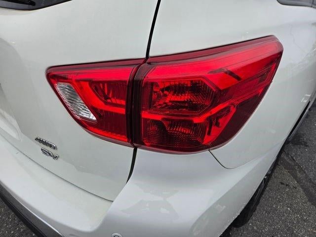 2018 Nissan Pathfinder 4x4 SV