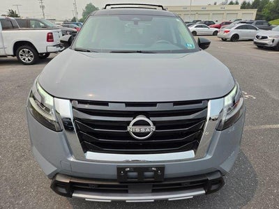 2024 Nissan Pathfinder SL 4WD