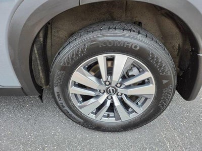 2024 Nissan Pathfinder SL 4WD