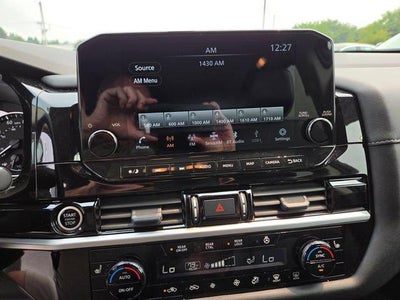 2024 Nissan Pathfinder SL 4WD