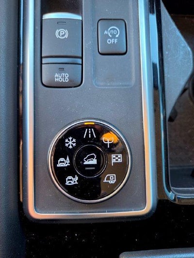2026 Nissan Pathfinder Platinum 4WD