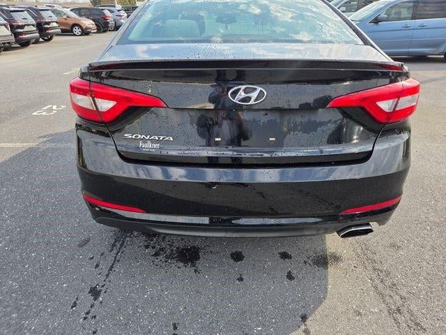2015 Hyundai SONATA 4dr Sdn 2.4L SE