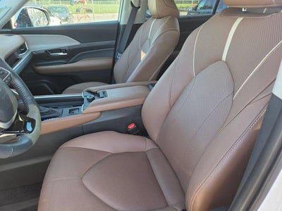 2024 Toyota Grand Highlander Platinum AWD (Natl)