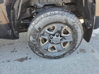 2016 Toyota Tundra 4WD Truck 4WD Double Cab Long Bed 5.7L V8 SR5 (Natl)