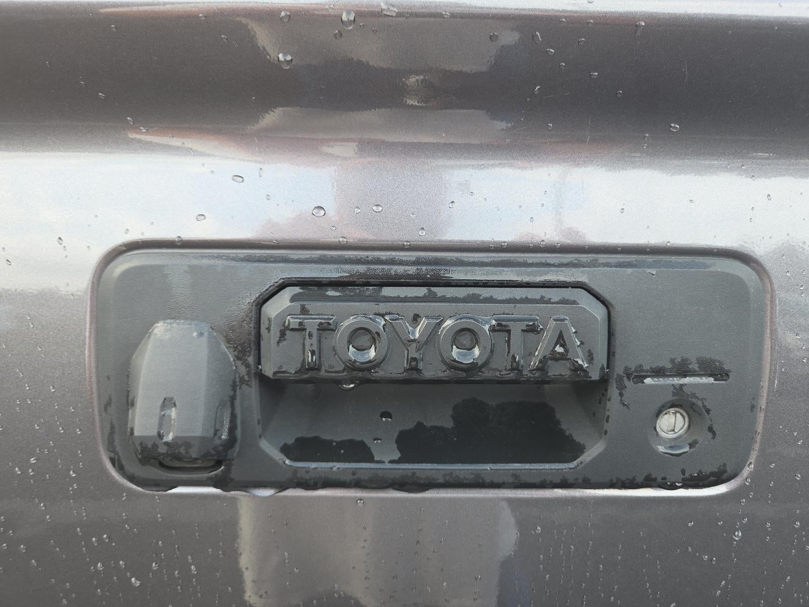 2018 Toyota Tundra 4WD 4WD SR5 CrewMax 5.5' Bed 5.7L (SE)