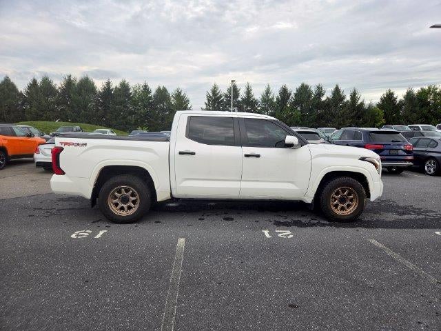 2024 Toyota Tundra 4WD 4WD SR5 CrewMax 5.5' Bed (SE)