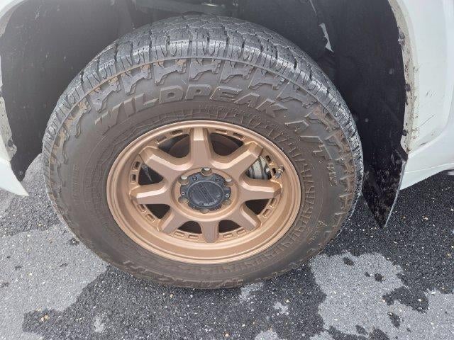 2024 Toyota Tundra 4WD 4WD SR5 CrewMax 5.5' Bed (SE)