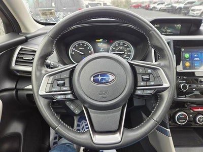 2023 Subaru Forester Premium CVT