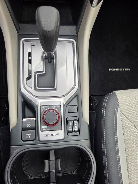 2023 Subaru Forester Premium CVT