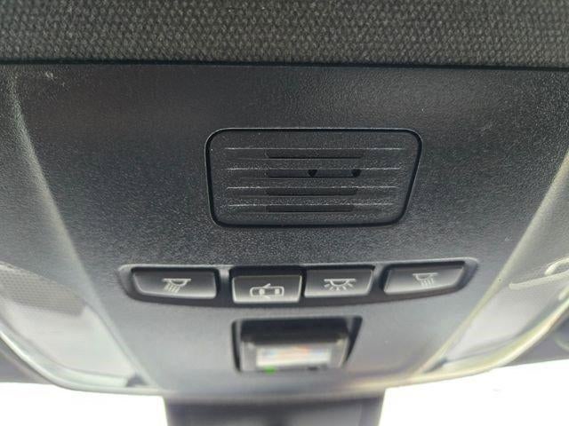 2022 Toyota Corolla SE CVT (Natl)