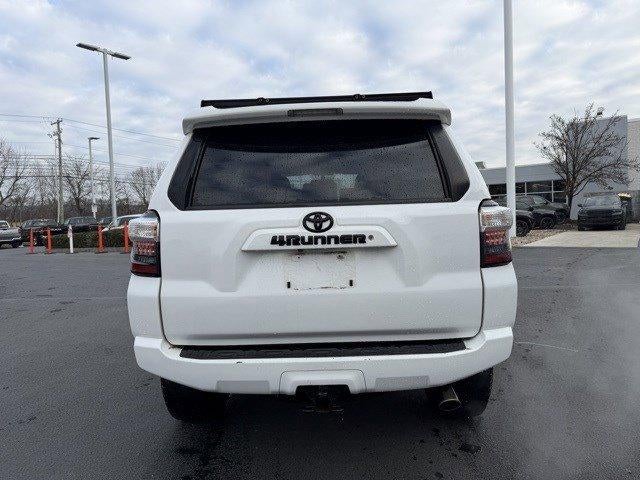 2016 Toyota 4Runner 4WD 4dr V6 SR5 (GS)