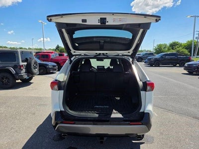2020 Toyota RAV4 Hybrid XSE AWD (Natl)