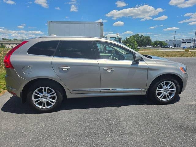 2016 Volvo XC60 AWD 4dr T5 Platinum