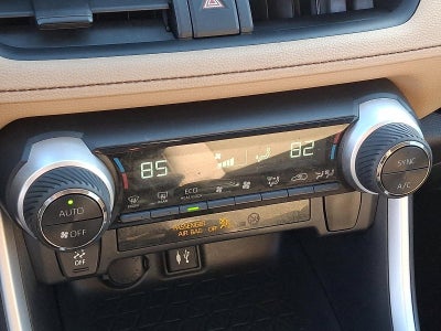 2019 Toyota RAV4 Hybrid LE AWD (Natl)