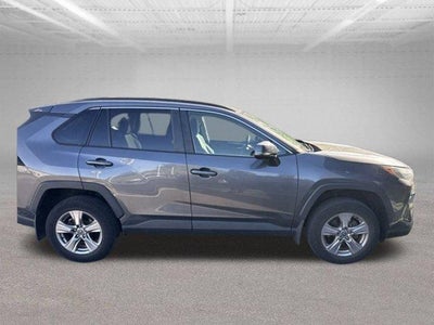 2022 Toyota RAV4 XLE AWD (Natl)