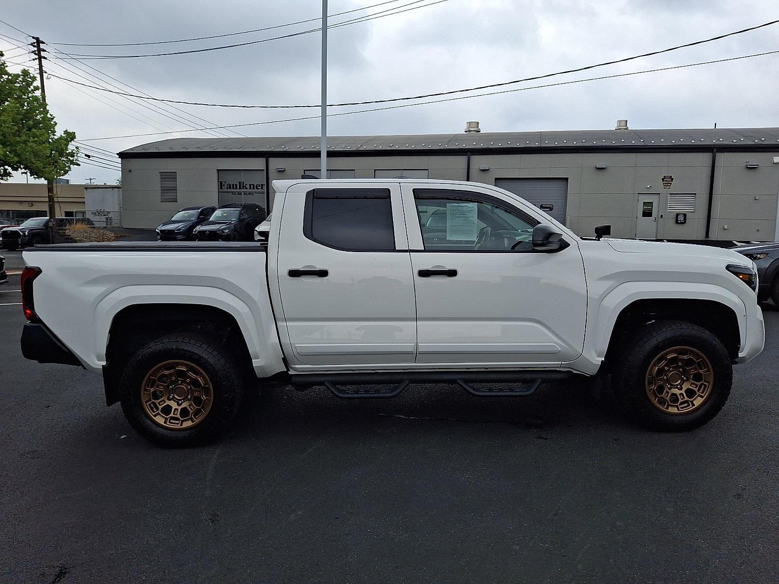 2024 Toyota Tacoma 2WD 2WD SR Double Cab 5' Bed AT (Natl)