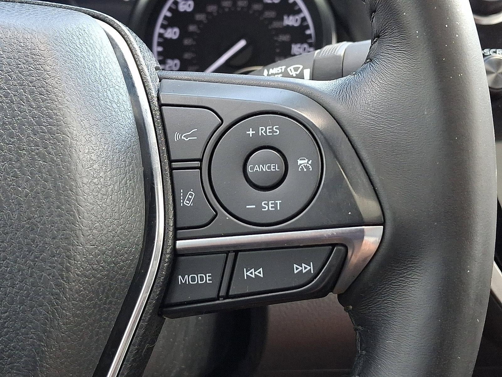 2019 Toyota Camry XLE Auto (Natl)