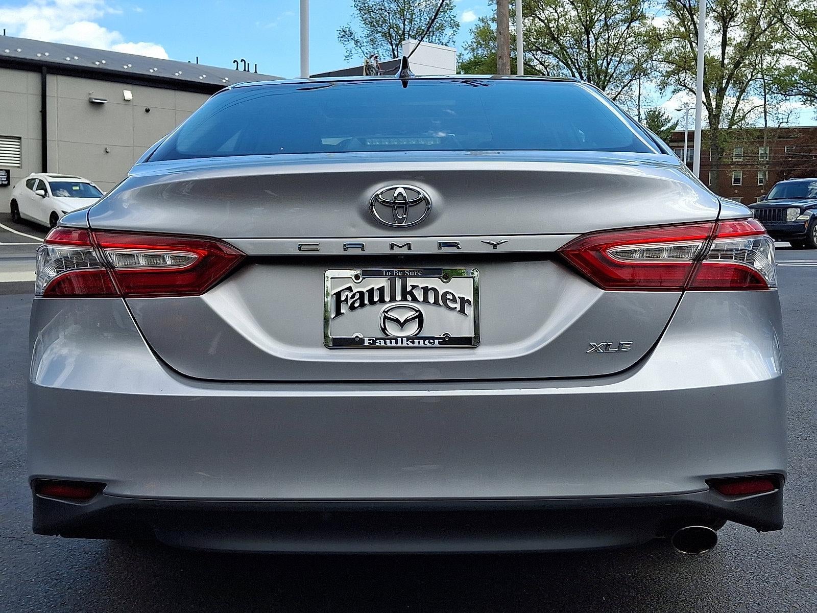 2019 Toyota Camry XLE Auto (SE)