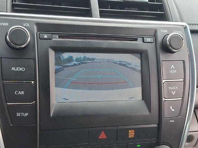 2015 Toyota Camry 4dr Sdn I4 Auto LE (SE)