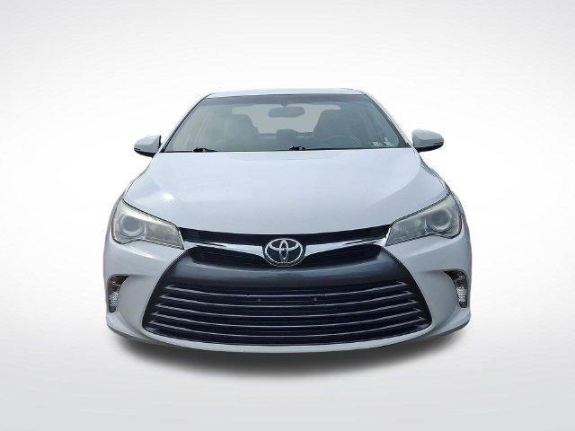 2015 Toyota Camry 4dr Sdn I4 Auto LE (SE)
